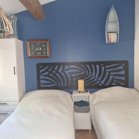 Coustelline Apartamento Le Lavandou Exterior foto