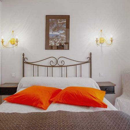 Coustelline Apartamento Le Lavandou Exterior foto