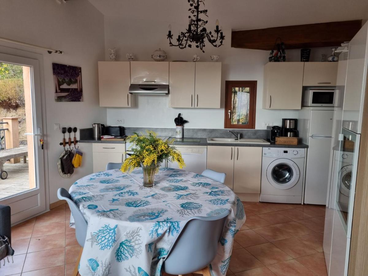 Coustelline Apartamento Le Lavandou Exterior foto