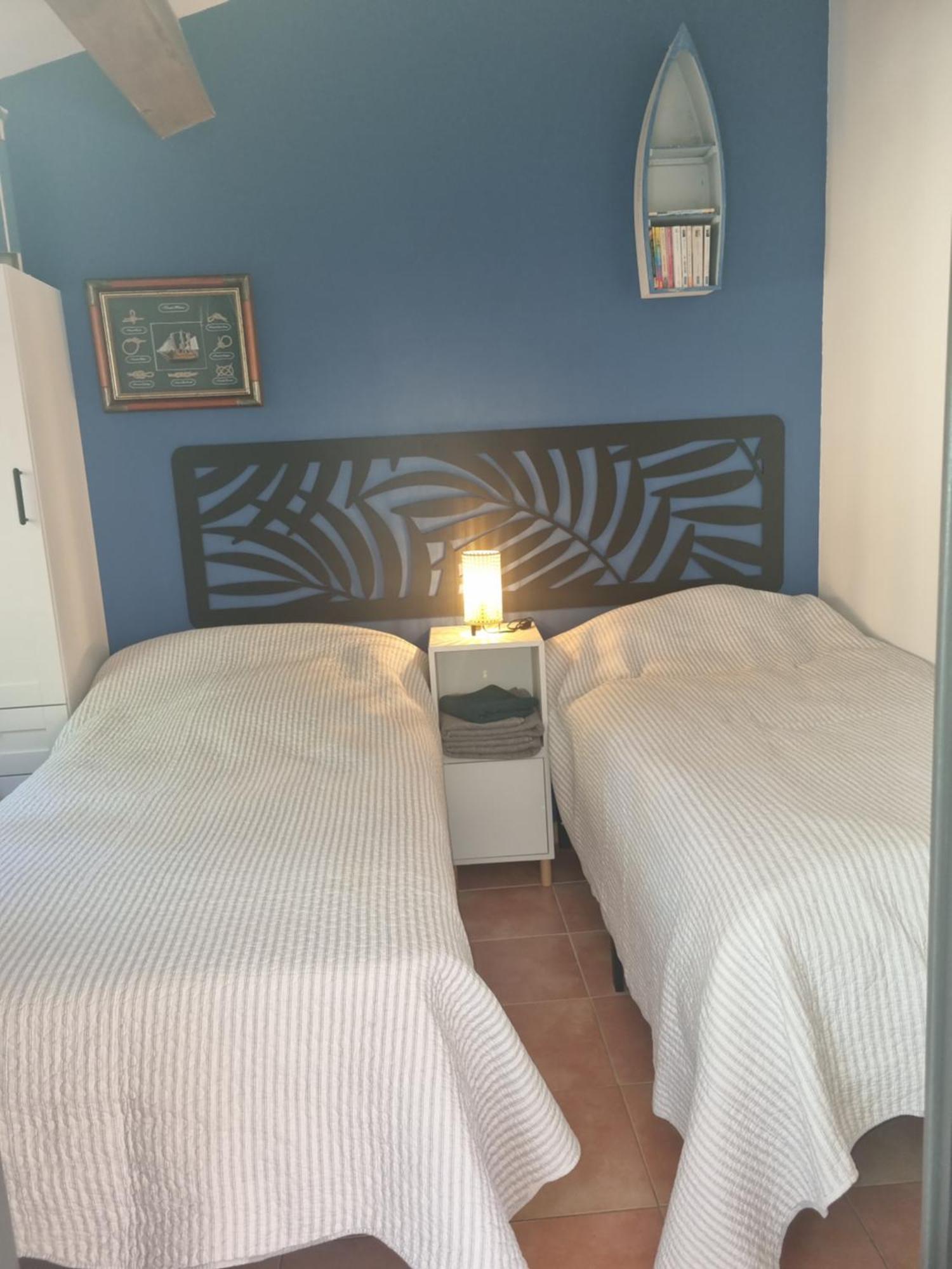 Coustelline Apartamento Le Lavandou Exterior foto