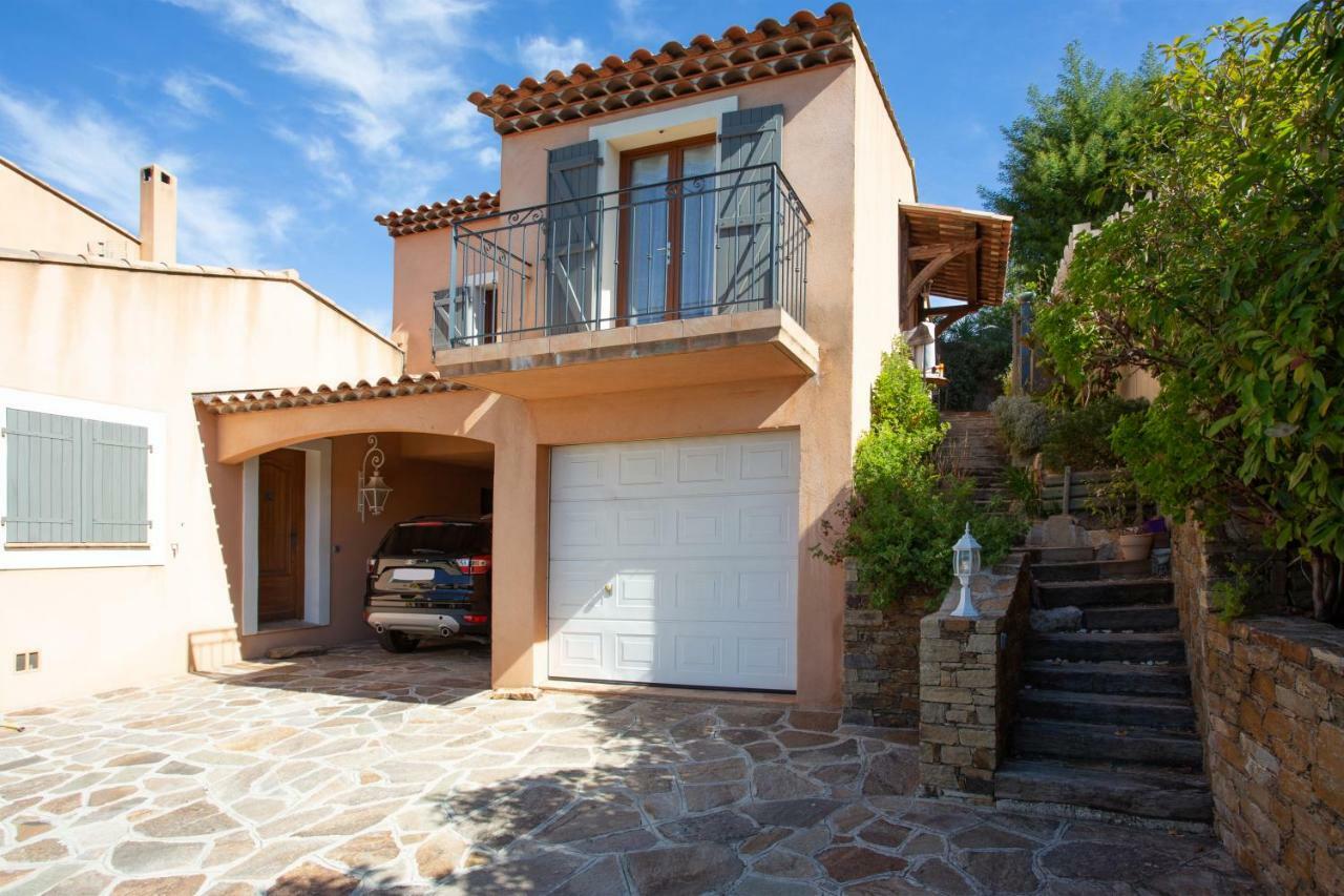 Coustelline Apartamento Le Lavandou Exterior foto
