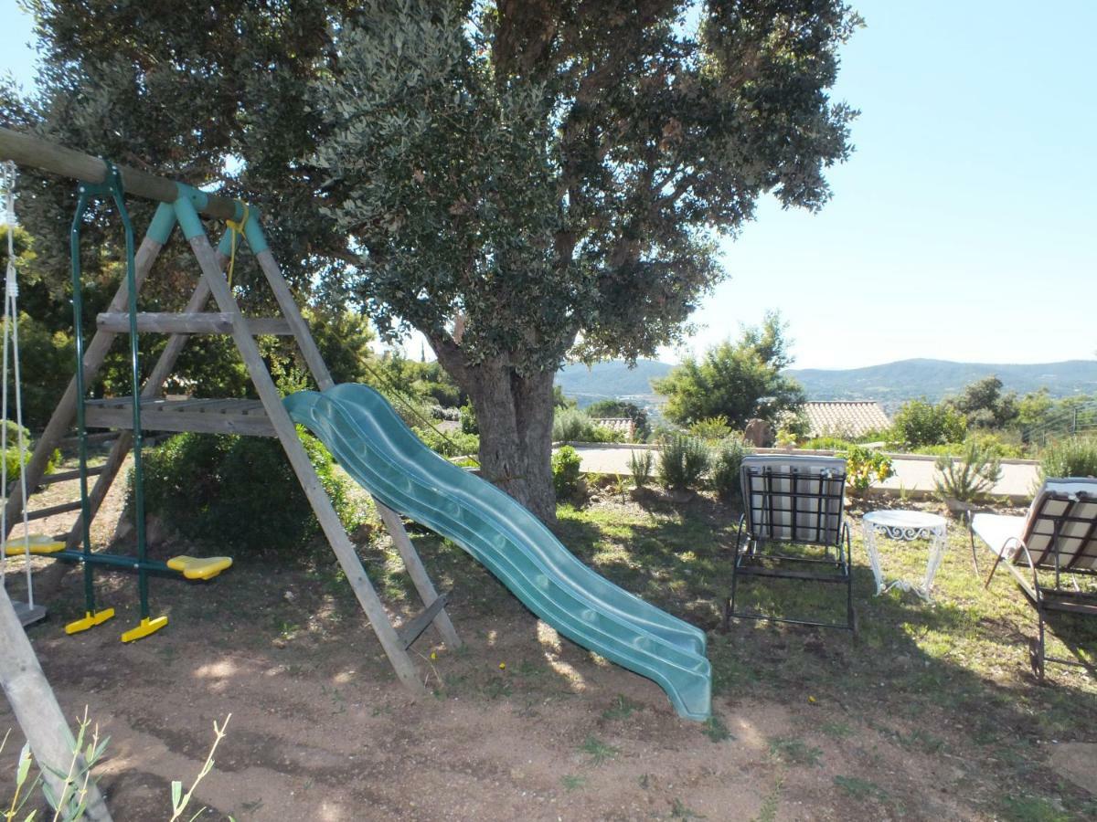 Coustelline Apartamento Le Lavandou Exterior foto